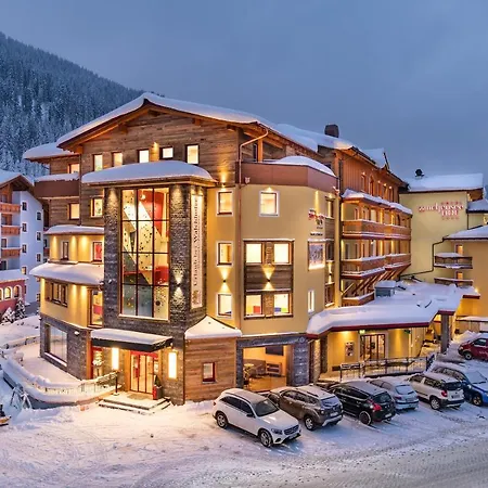 Zauchenseehof Hotel 4*