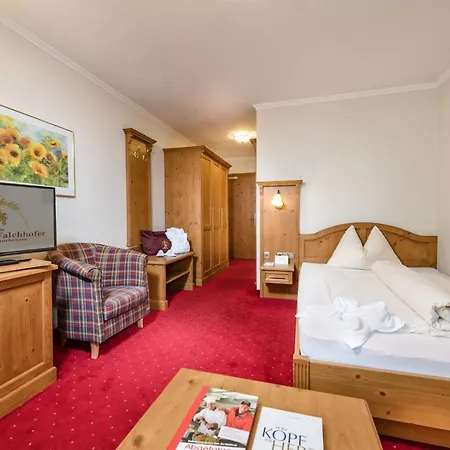 Zauchenseehof 4*