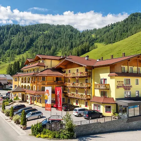 Zauchenseehof Hotel 4*