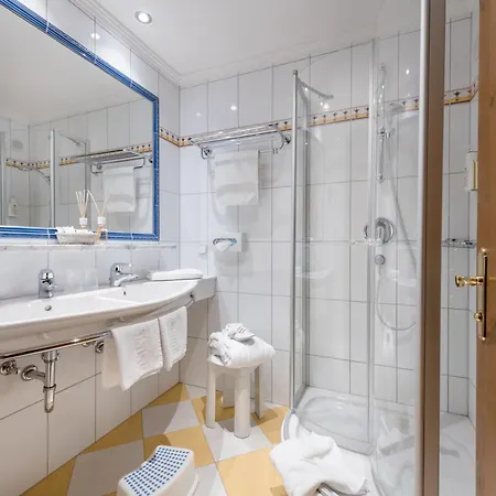 Zauchenseehof Hotel 4*