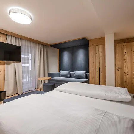 ホテル Zauchenseehof 4*