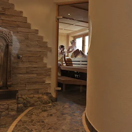 Zauchenseehof 4*