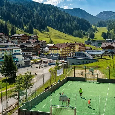 Zauchenseehof فندق زوشنسي
